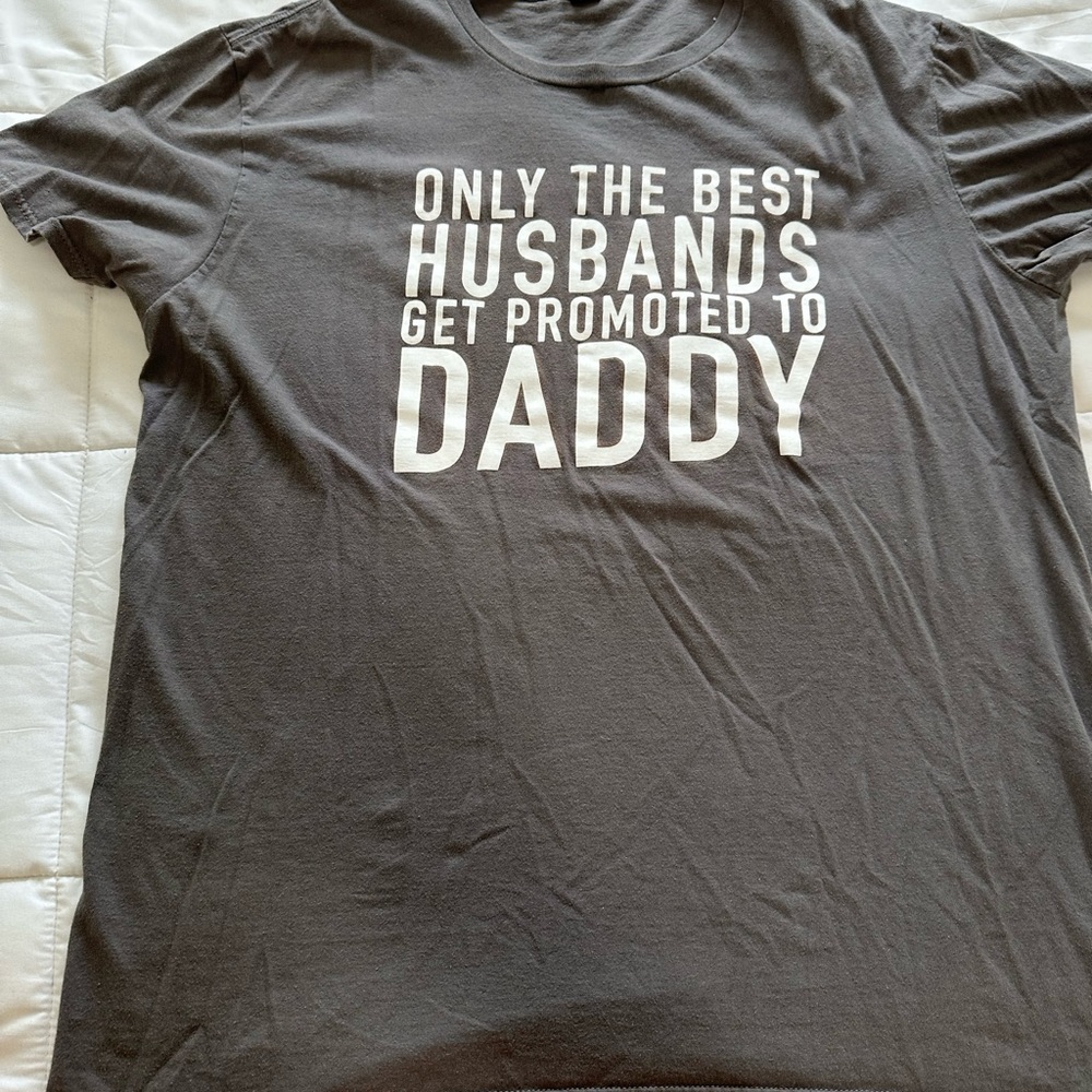 Grey Graphic Tee XL Short Sleevd